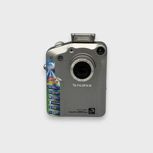 Fujifilm FinePix 4800 Zoom Digital Camera