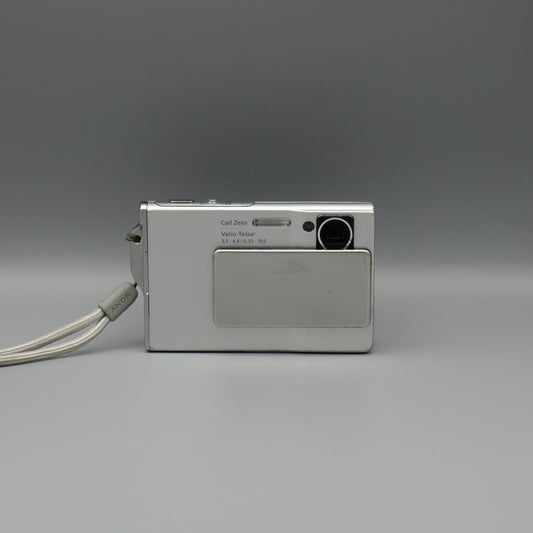 Sony Cyber-shot DSC-T7 Digital Camera | 5.1MP | Silver