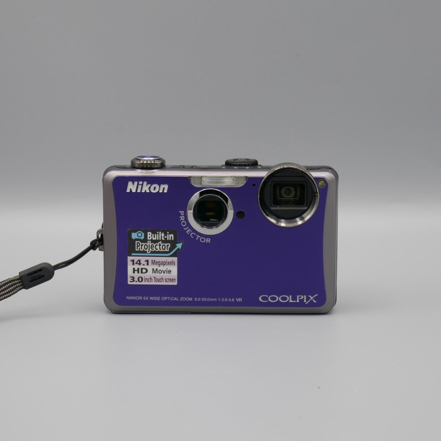 Nikon Coolpix S1100pj Digital Camera