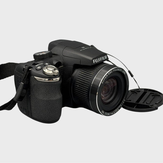 Fujifilm FinePix S3300 Digital Camera