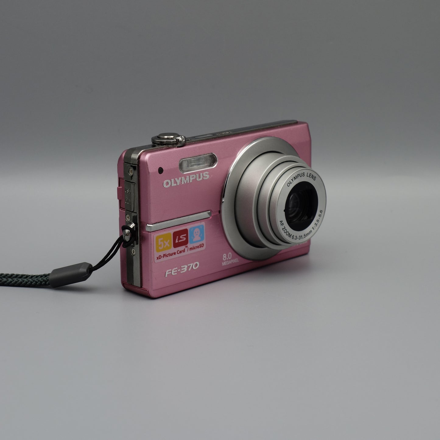 Olympus FE-370 Digital Camera