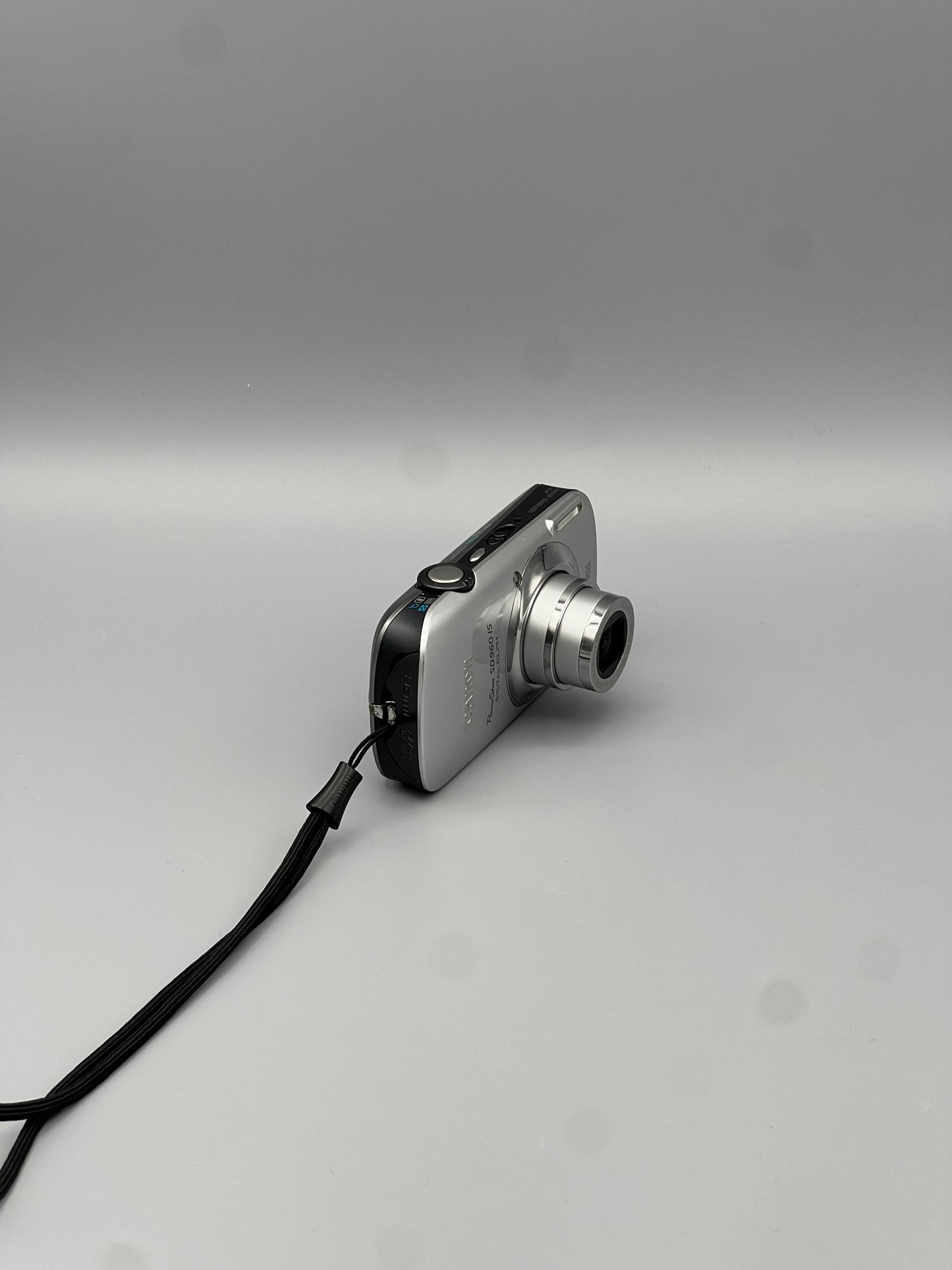 Canon PowerShot SD960 IS Digital Camera