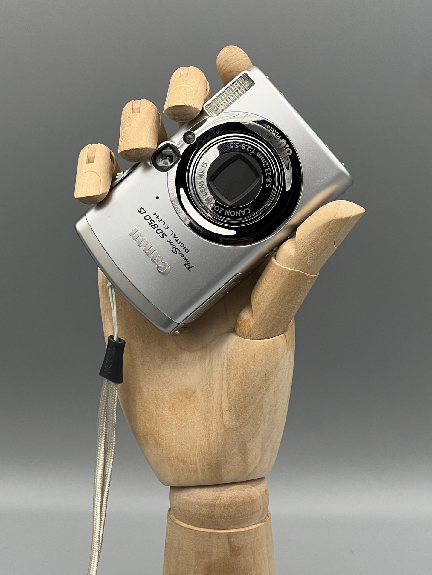 Canon Powershot SD780 Digital Camera - Retro Digitals