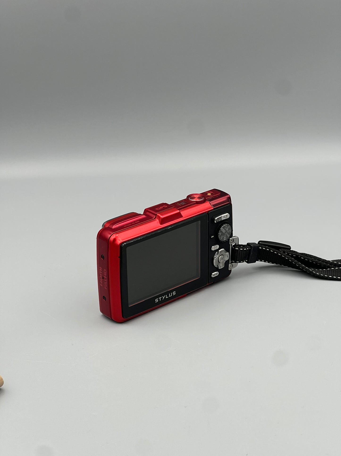 Olympus Stylus Tough TG-830 Digital Camera
