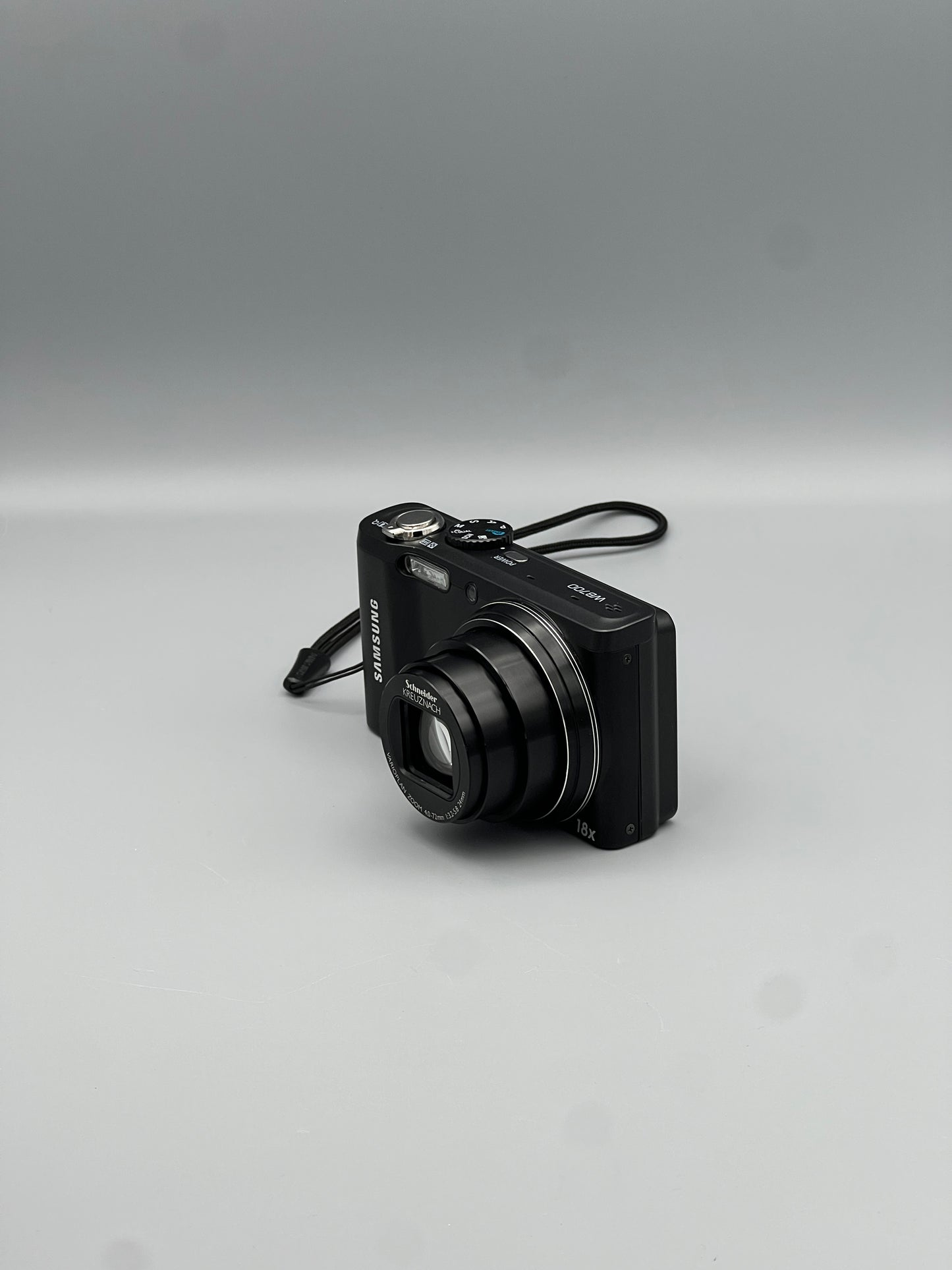 Samsung WB700 Digital Camera