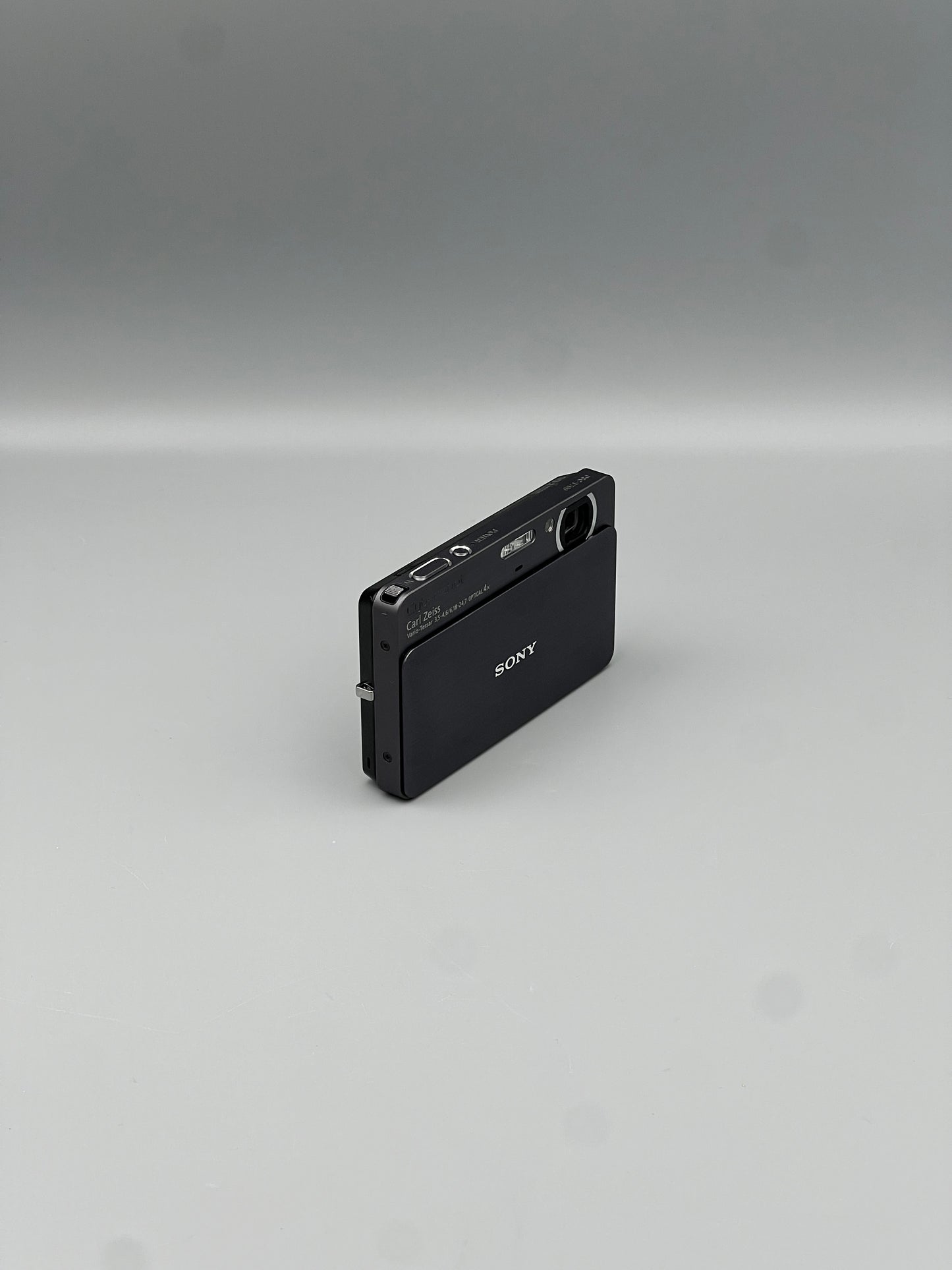 Sony Cyber-shot DSC-T700 Digital Camera
