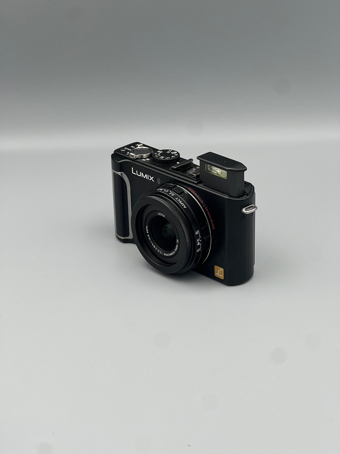 Panasonic Lumix DMC-LX3 Digital Camera