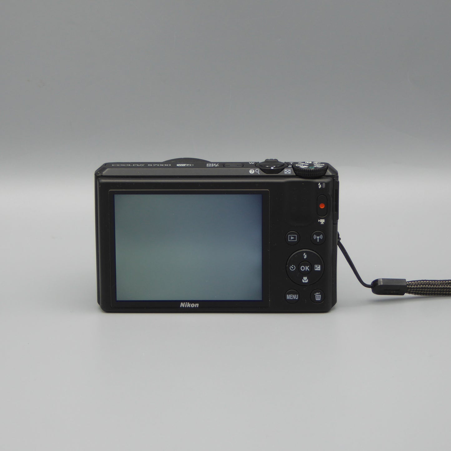Nikon Coolpix S7000 Digital Camera
