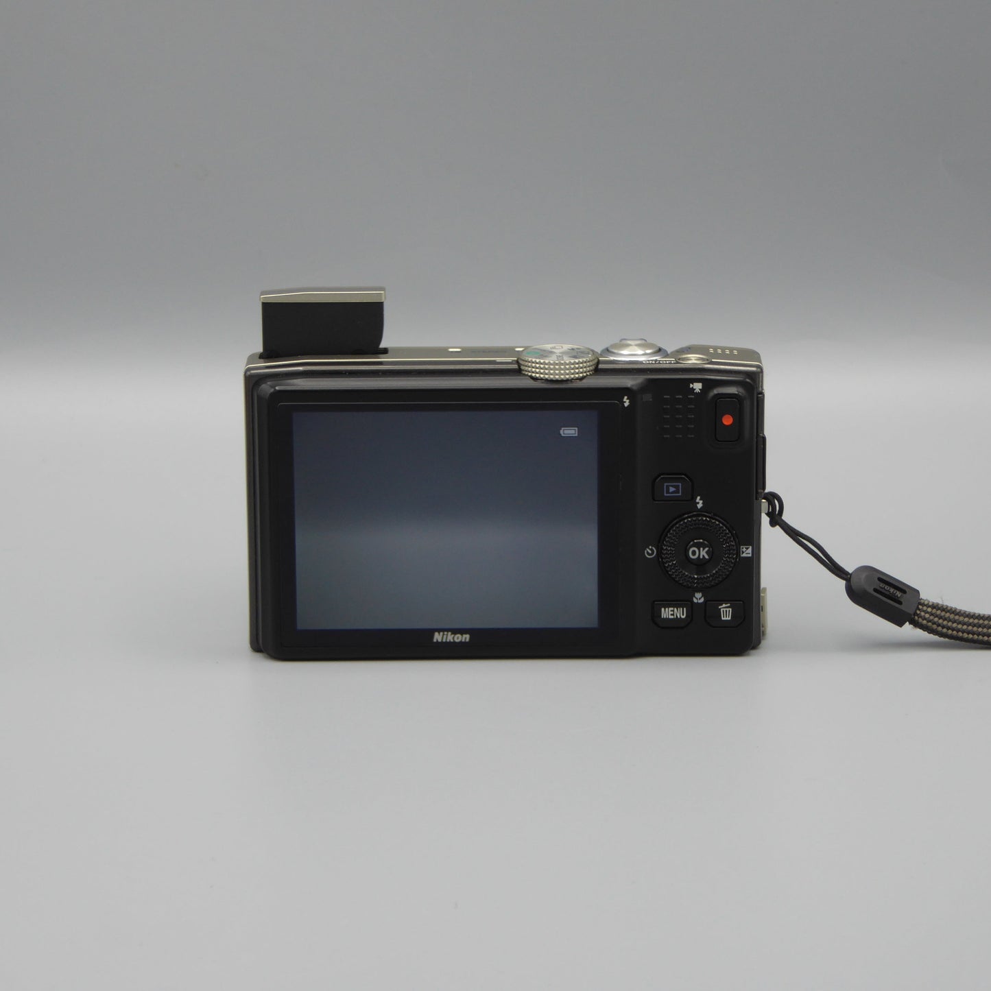 Nikon Coolpix S8200 Digital Camera