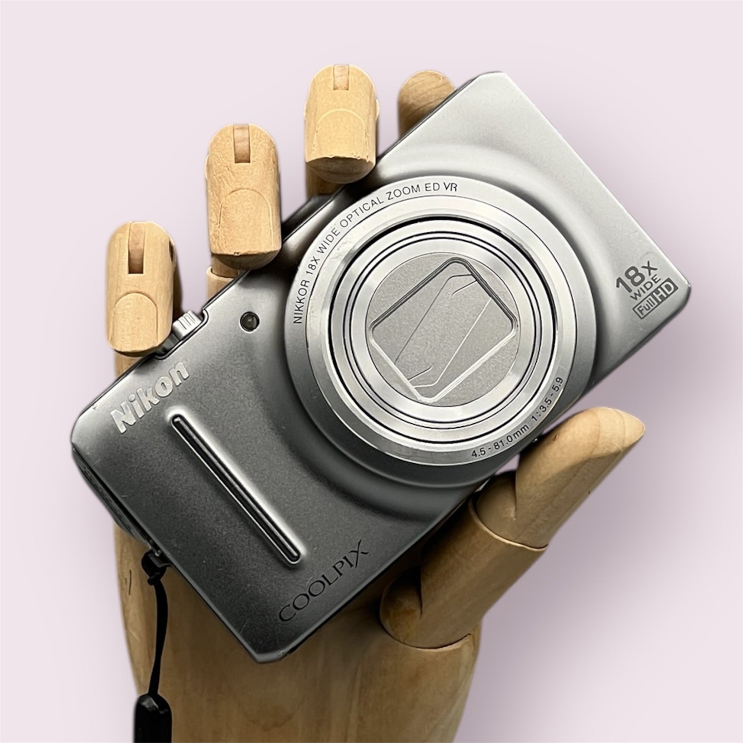 Nikon Coolpix S9300 DIgital Camera