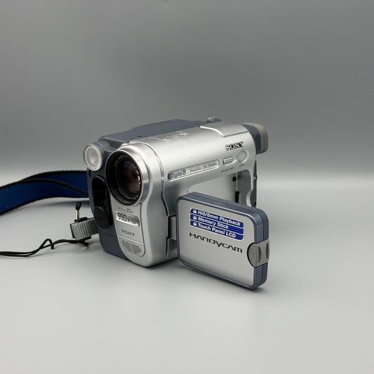 Sony Handycam DCR-TRV460 Digital Camcorder | Hi8 / Digital8 | Silver