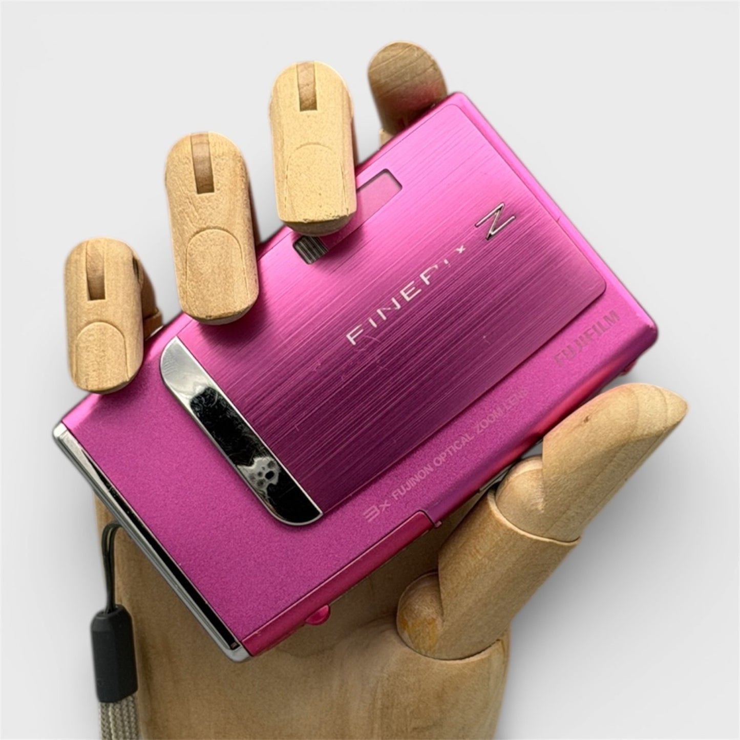 Fujifilm FinePix Z10fd Pink Digital Camera - Retro Digitals