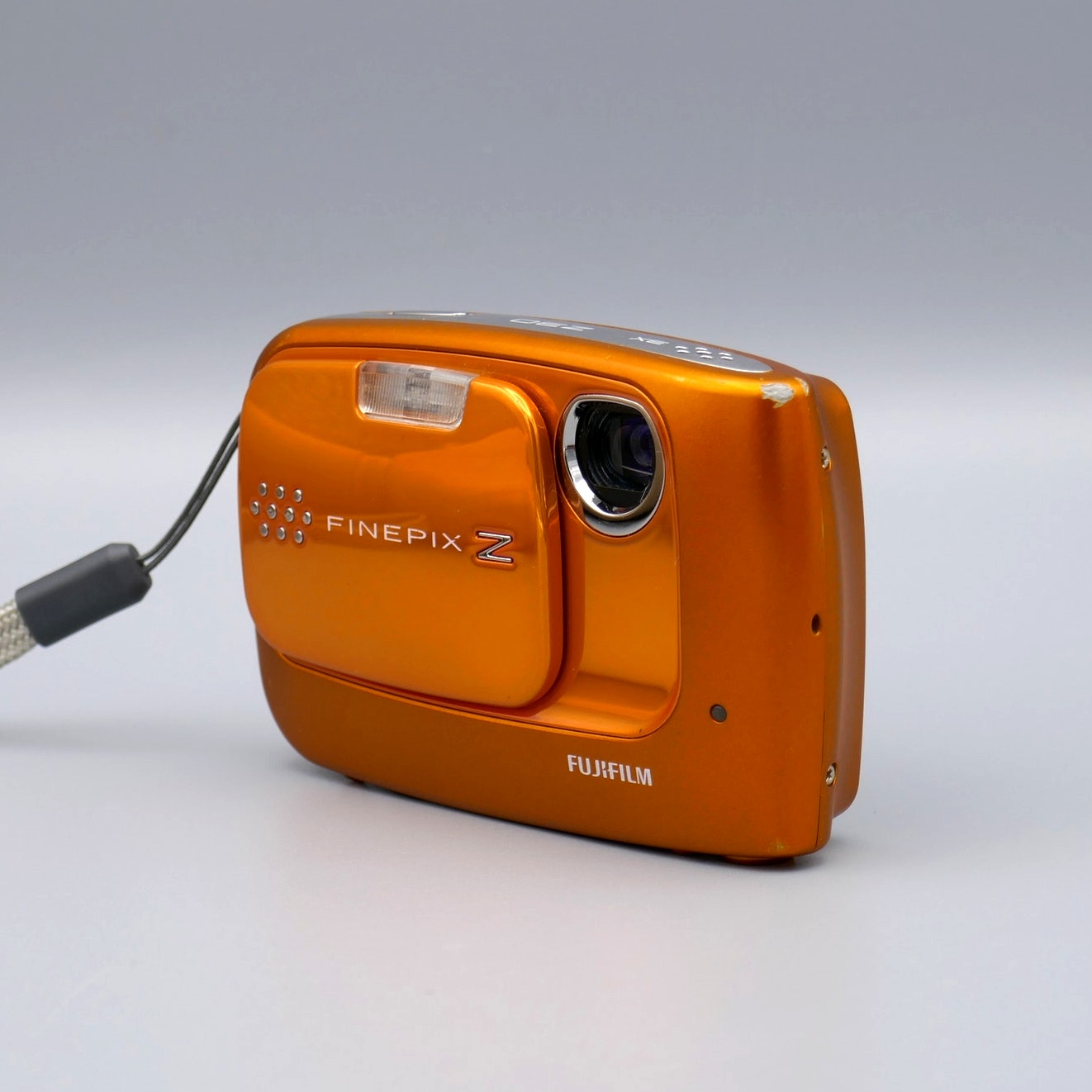 Fujifilm FinePix Z30 Digital Camera | 10MP | Orange