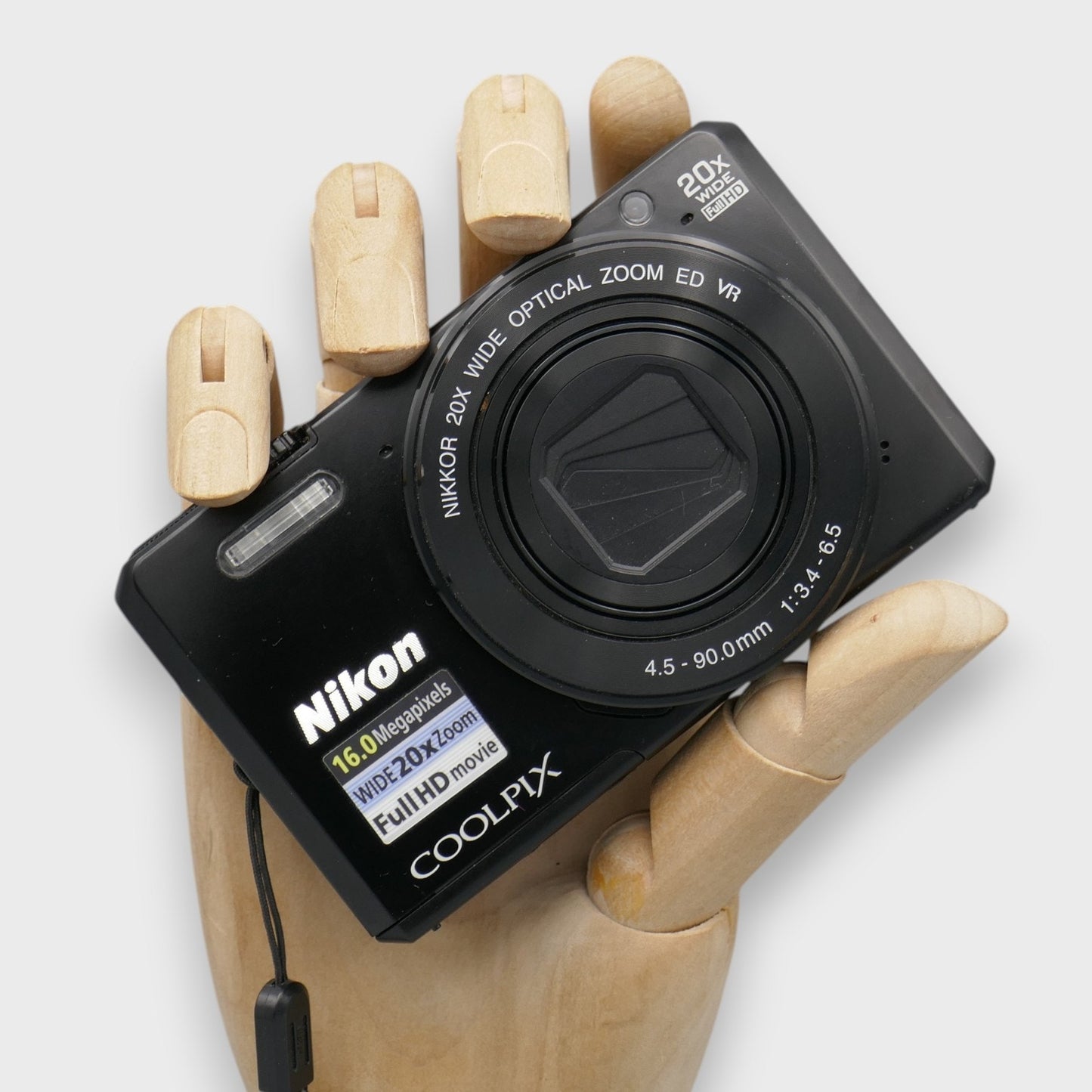Nikon Coolpix S7000 Digital Camera - Retro Digitals