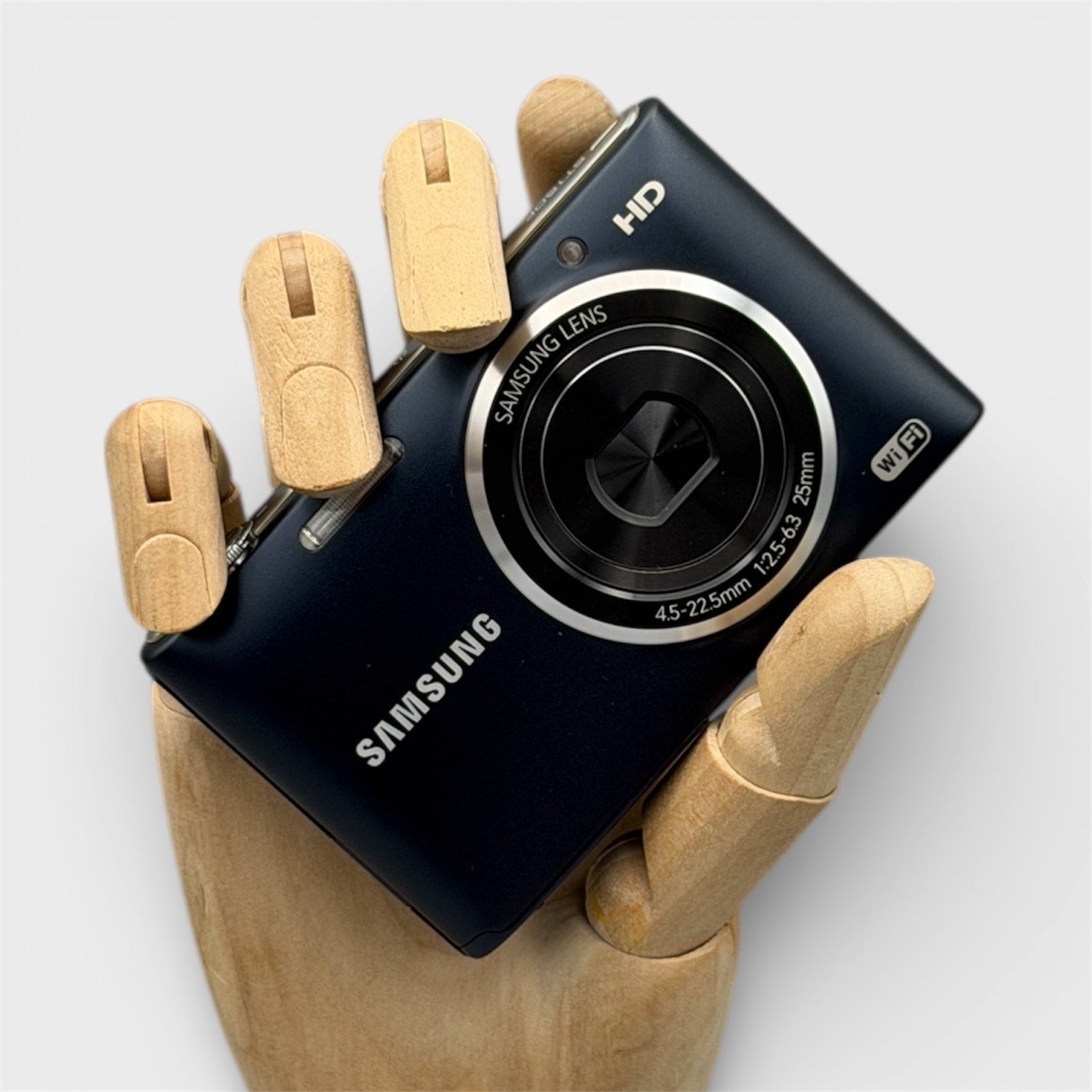 Samsung ST150F Digital Camera - Retro Digitals
