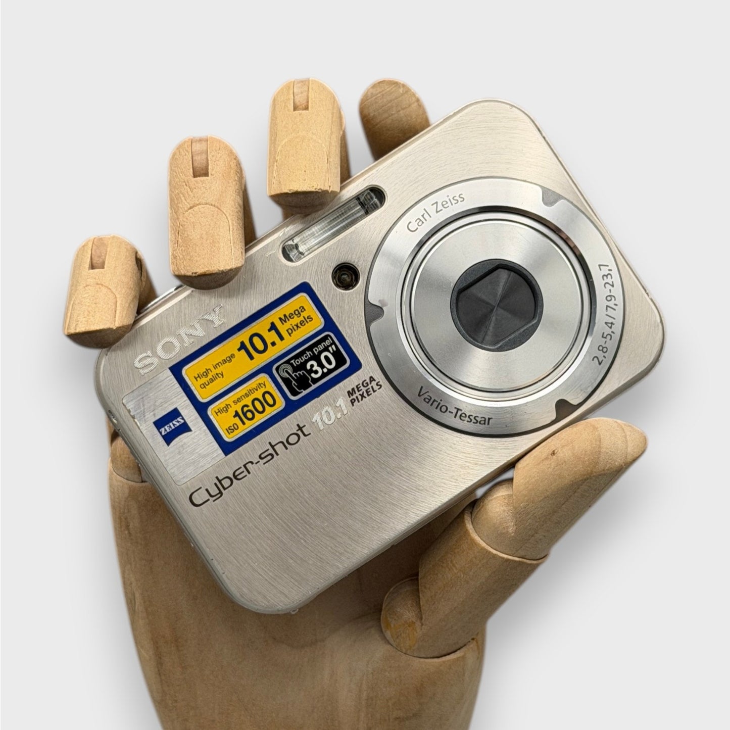 Sony Cyber-shot DSC-N2 Digital Camera