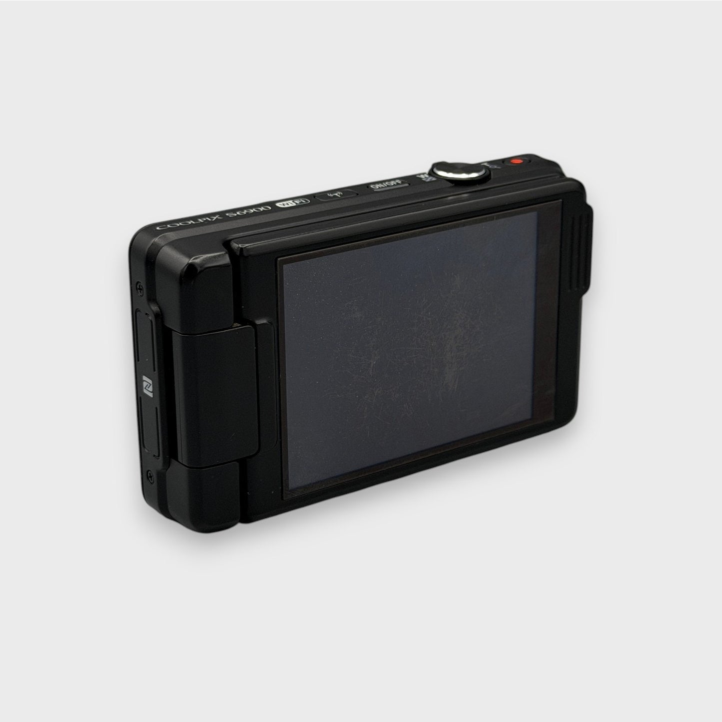 Nikon Coolpix S6900 Digital Camera