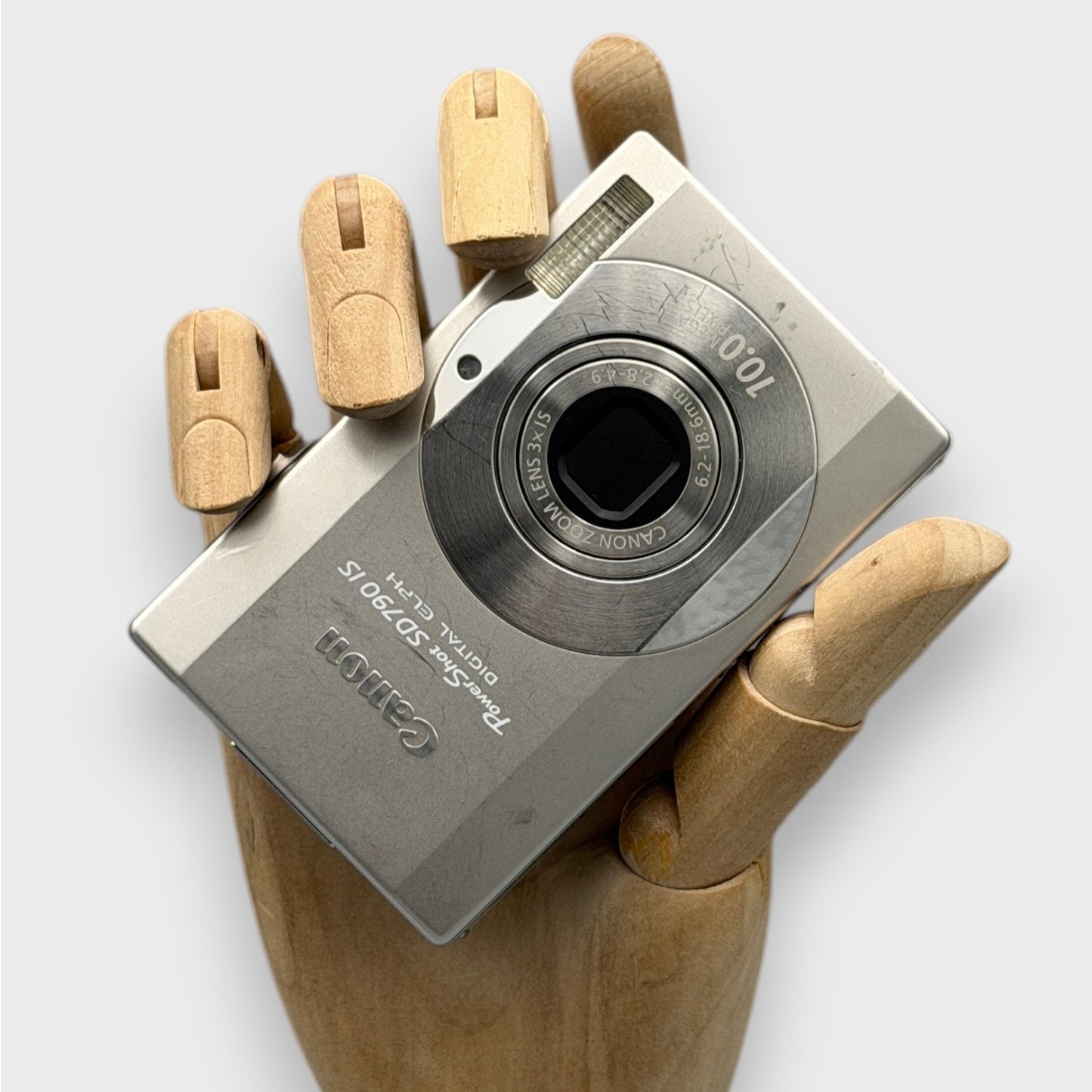 Canon PowerShot SD790 IS Digital Camera