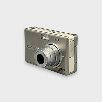 Kodak EasyShare-One S143 Flip Screen Digital Camera