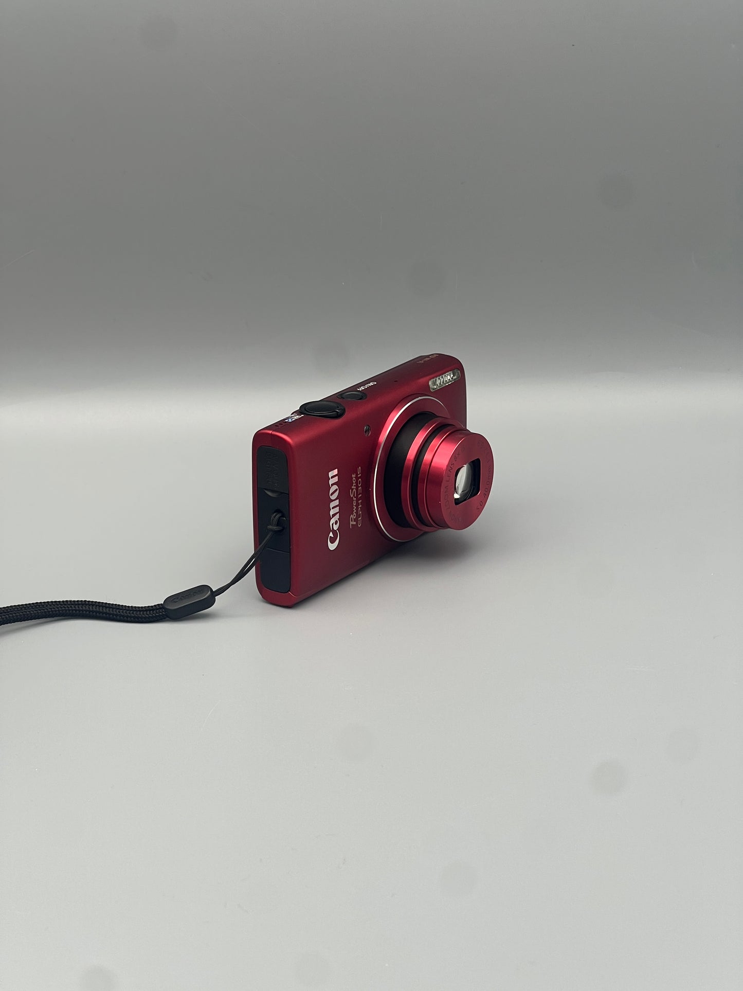 Canon PowerShot ELPH 130 Digital Camera