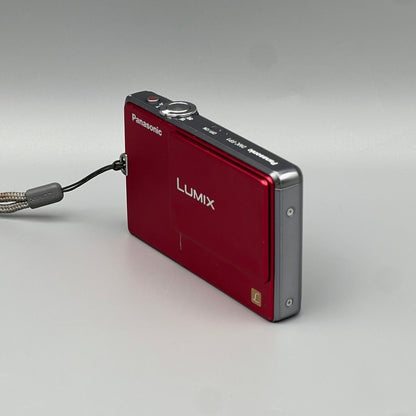 Panasonic Lumix DMC-FP1 Digital Camera - Retro Digitals
