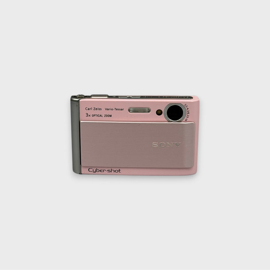 Pink Digital Cameras – Capture Every Moment in Style – Retro Digitals