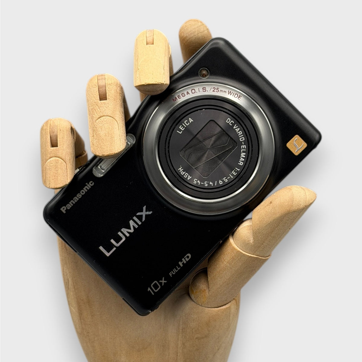 Panasonic Lumix DMC-SZ7 Digital Camera