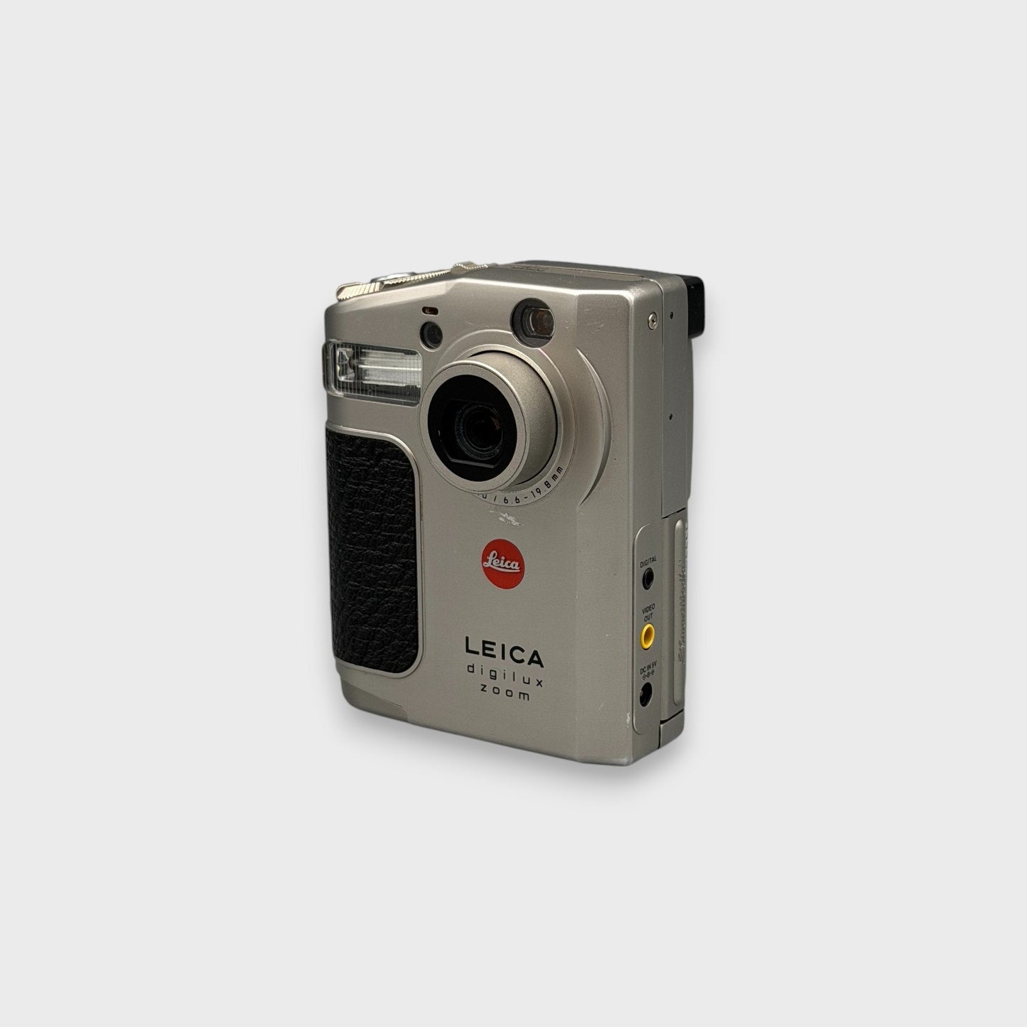 Leica Digilux Zoom Retro Digital Camera