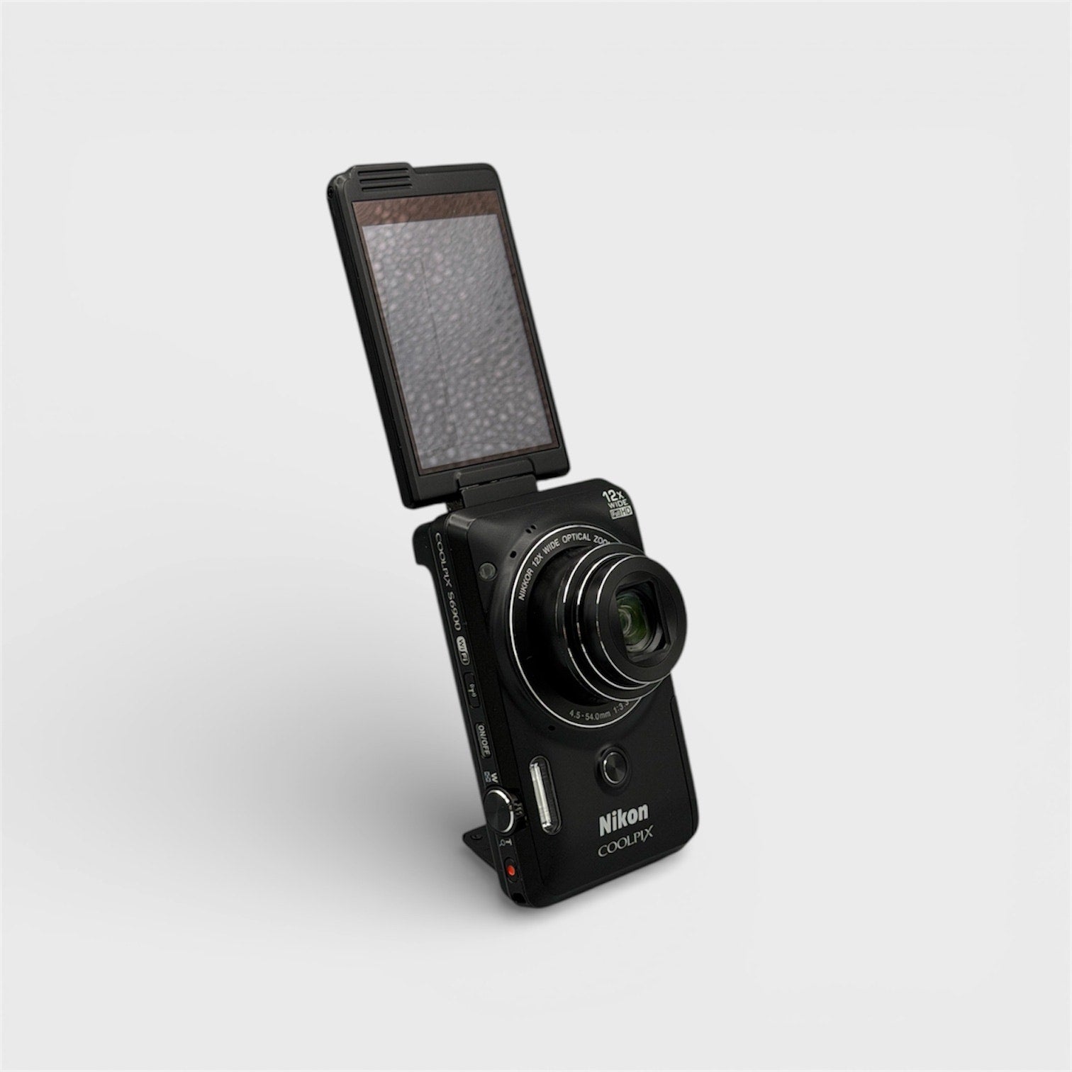 Nikon Coolpix S6900 Digital Camera - Retro Digitals