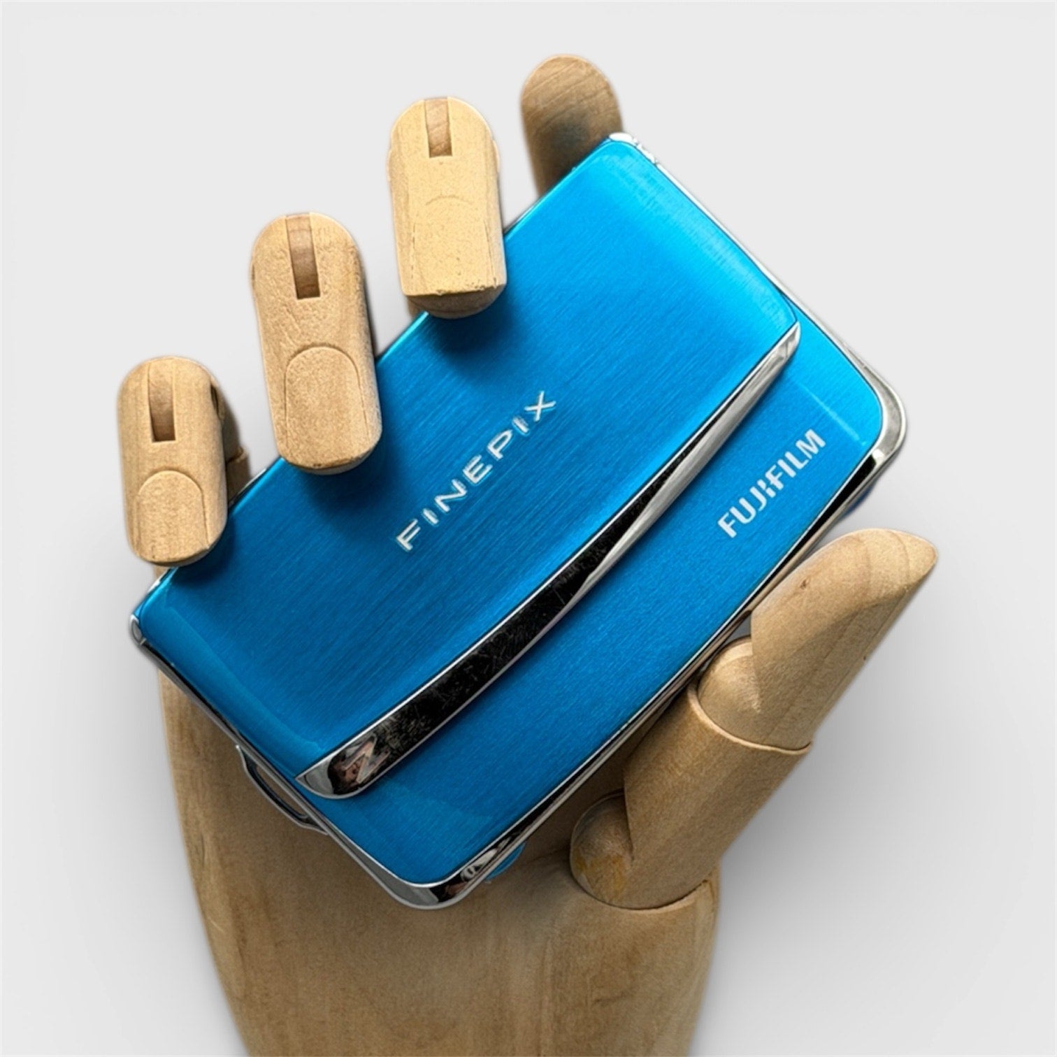 Fujifilm FinePix Z70 Digital Camera - Retro Digitals