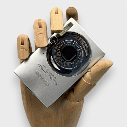 Canon PowerShot SD1100 IS Digital Camera