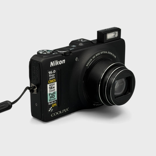 Nikon Coolpix S9300 DIgital Camera