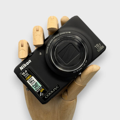 Nikon Coolpix S9300 DIgital Camera