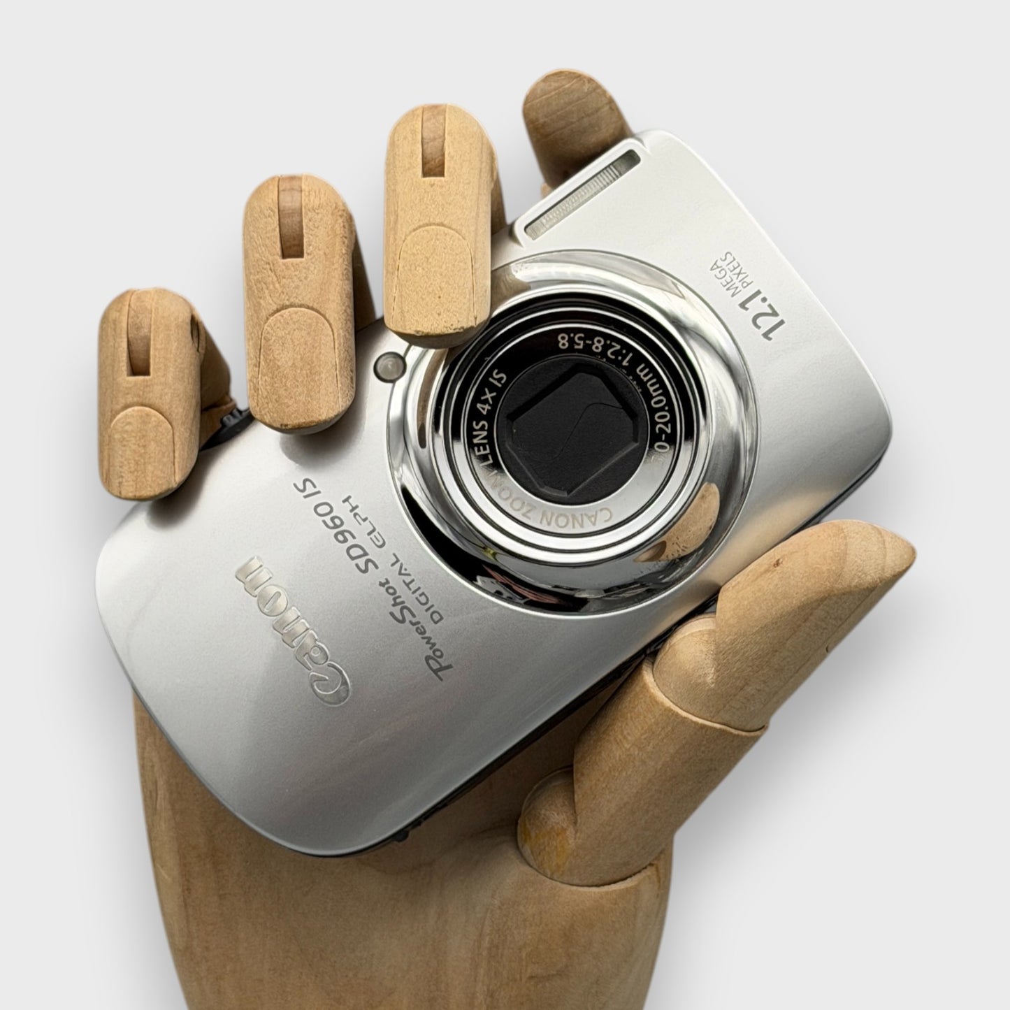 Canon PowerShot SD960 IS Digital Camera - Retro Digitals