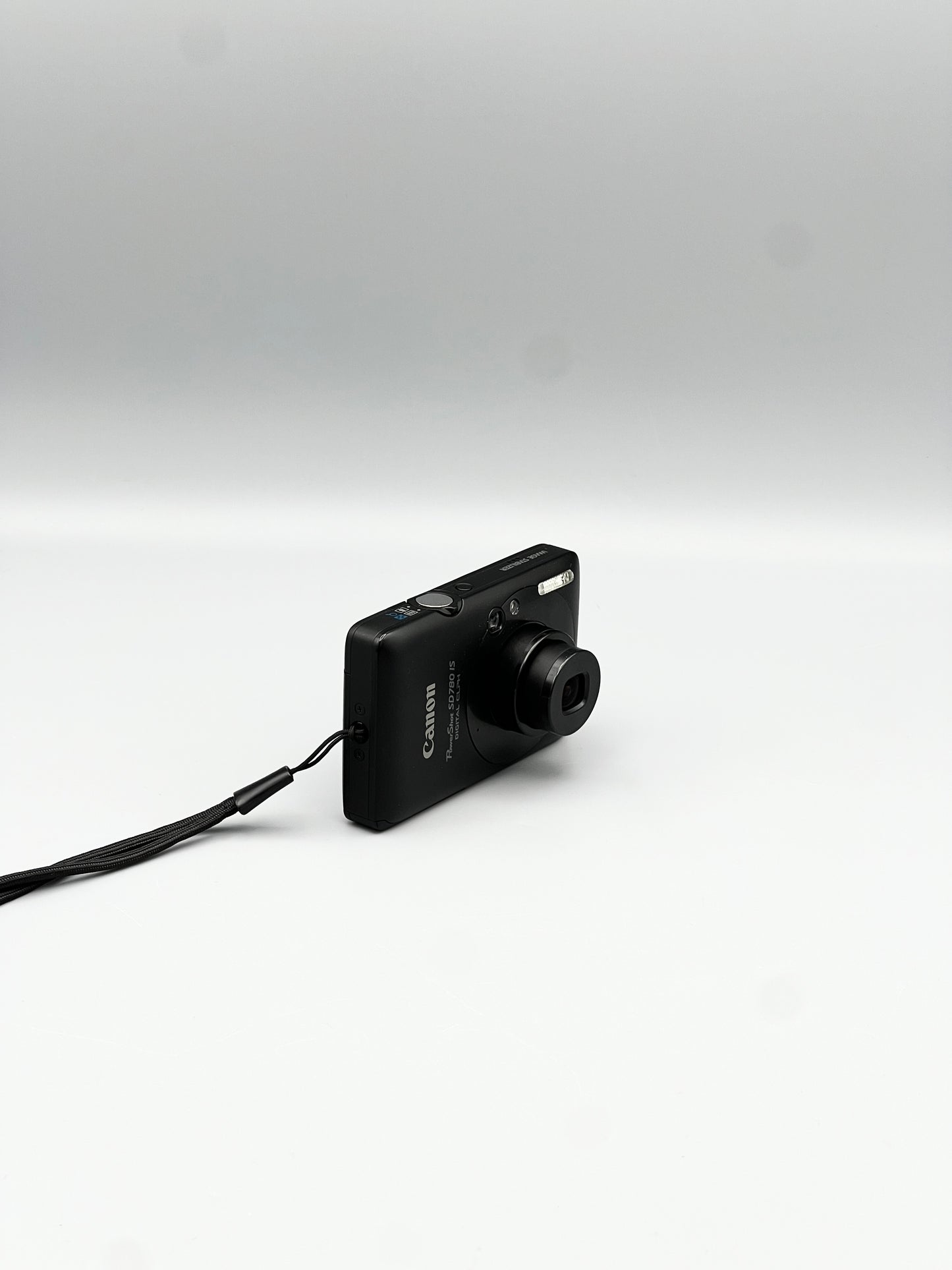 Canon PowerShot SD780IS Digital Camera