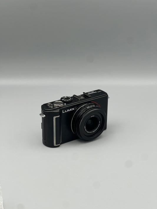 Panasonic Lumix DMC-LX3 Digital Camera