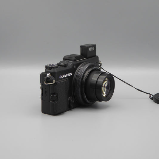 Olympus Stylus XZ-2 Digital Camera