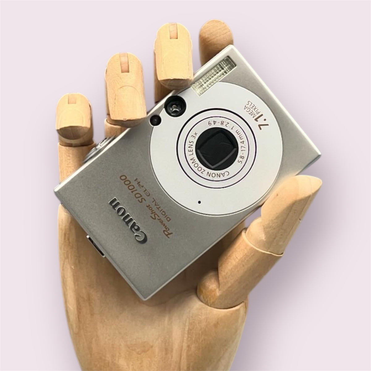 Canon PowerShot SD1000 Digital Camera | 7.1 MP CCD, 3x Zoom 