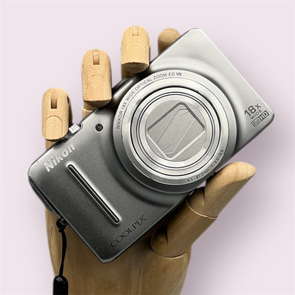 Nikon Coolpix S9300 DIgital Camera