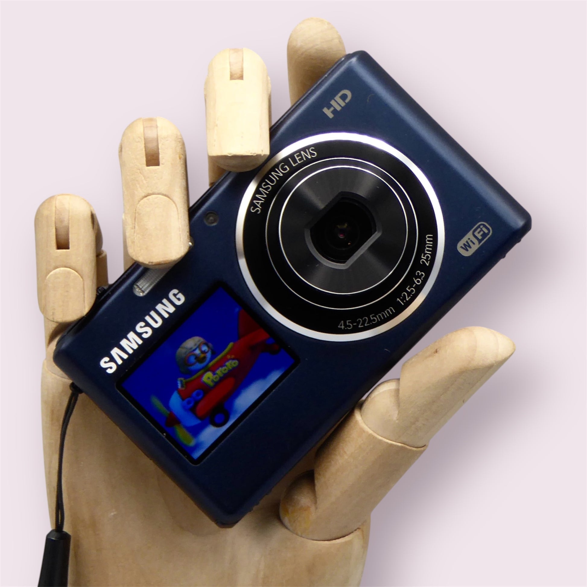 Samsung DV150F Digital Camera - Retro Digitals