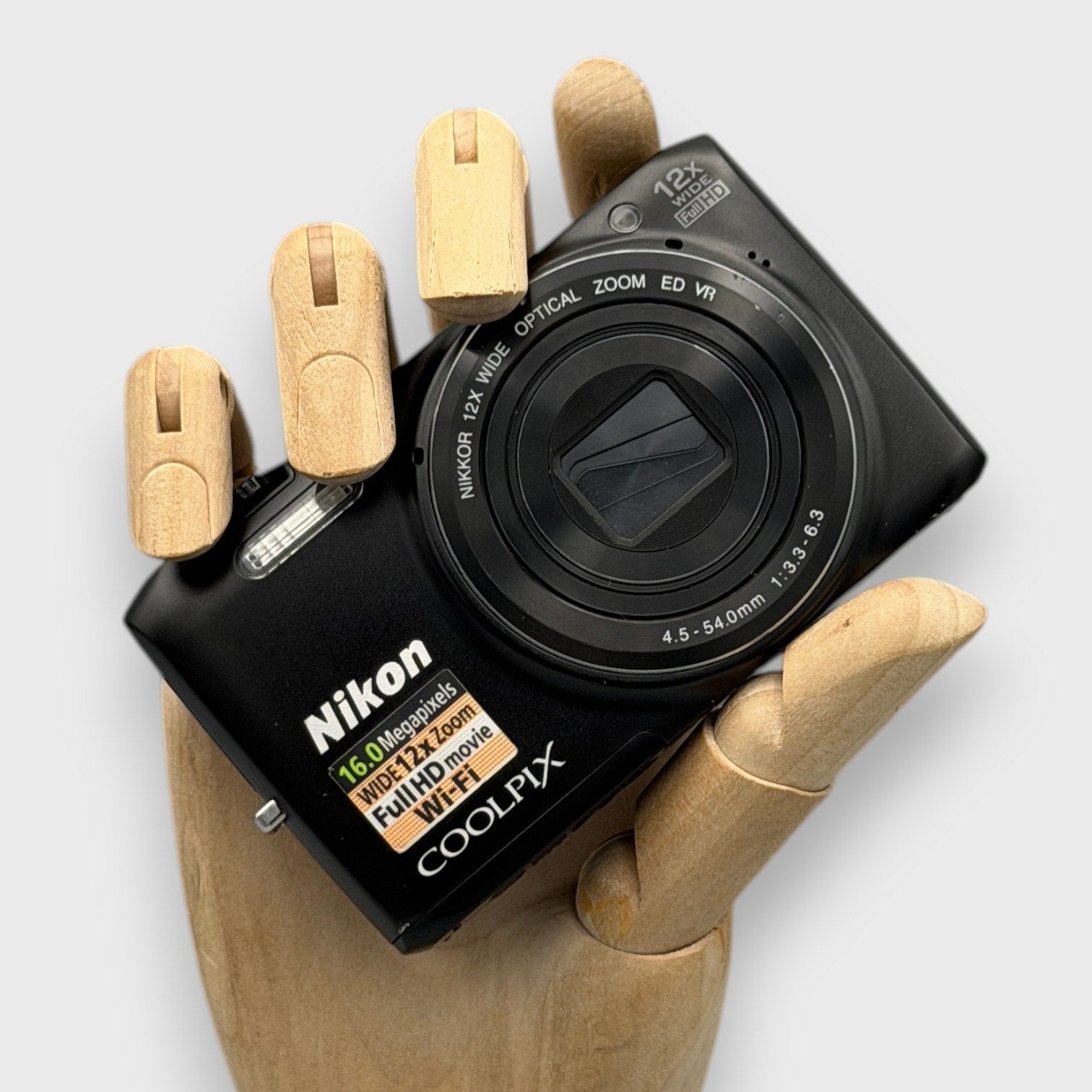 Nikon Coolpix S6800 | 16MP CMOS, 12x Zoom, Wi-Fi – Retro Digitals
