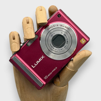 Panasonic Lumix DMC-FS20 Digital Camera