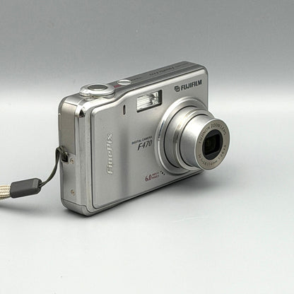 Fujifilm FinePix F470 Digital Camera