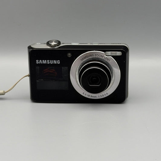 Samsung PL100 Digital Camera