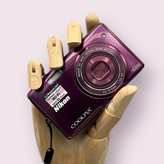 Nikon Coolpix S5200 Plum - Retro Digitals