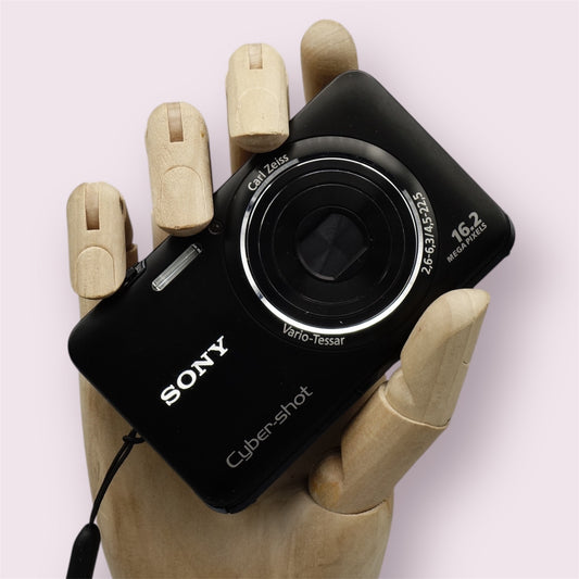 Sony Cybershot DSC-WX9 Digital Camera