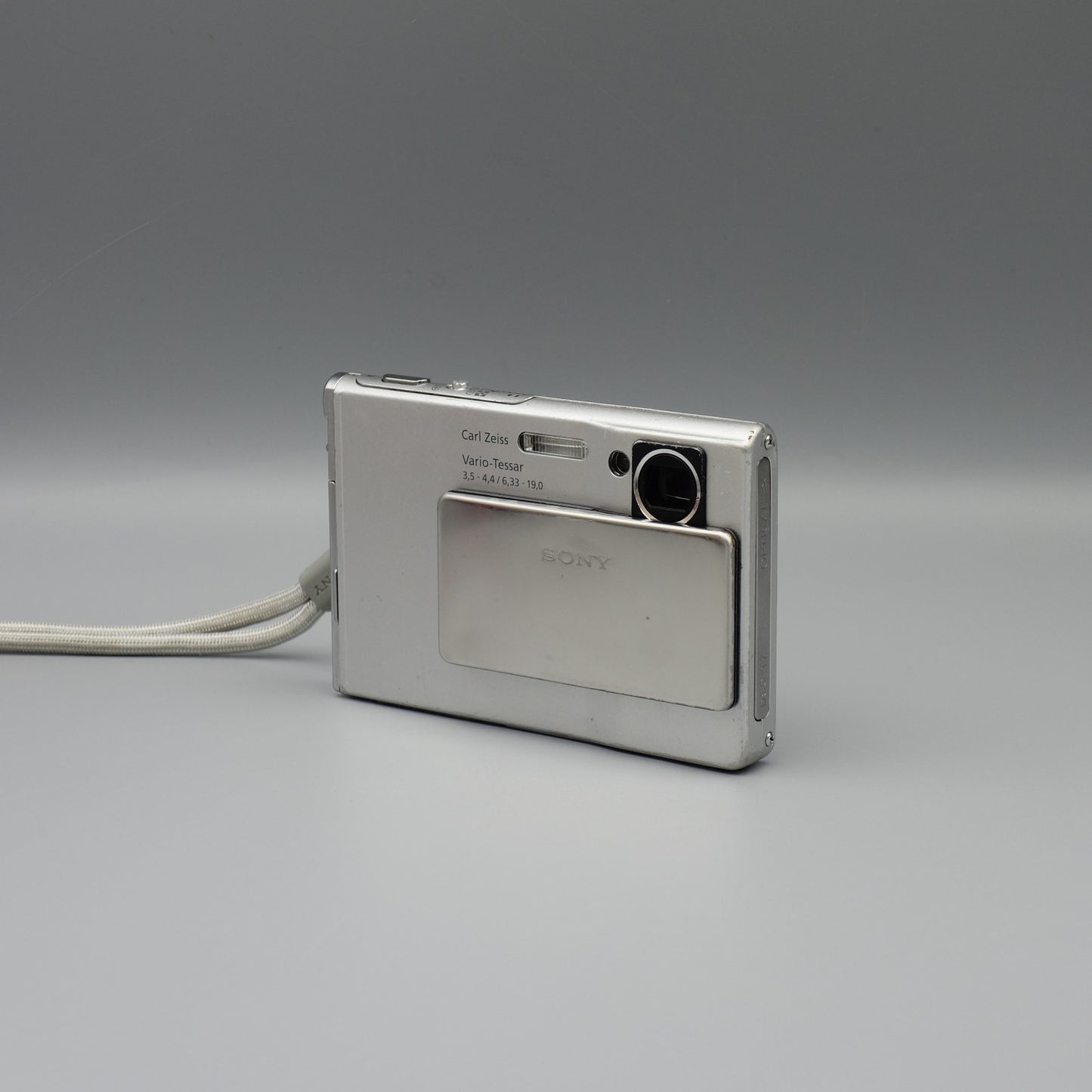 Sony Cyber-shot DSC-T7 Digital Camera | 5.1MP | Silver