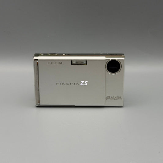 Fujifilm FinePix Z5fd Digital Camera