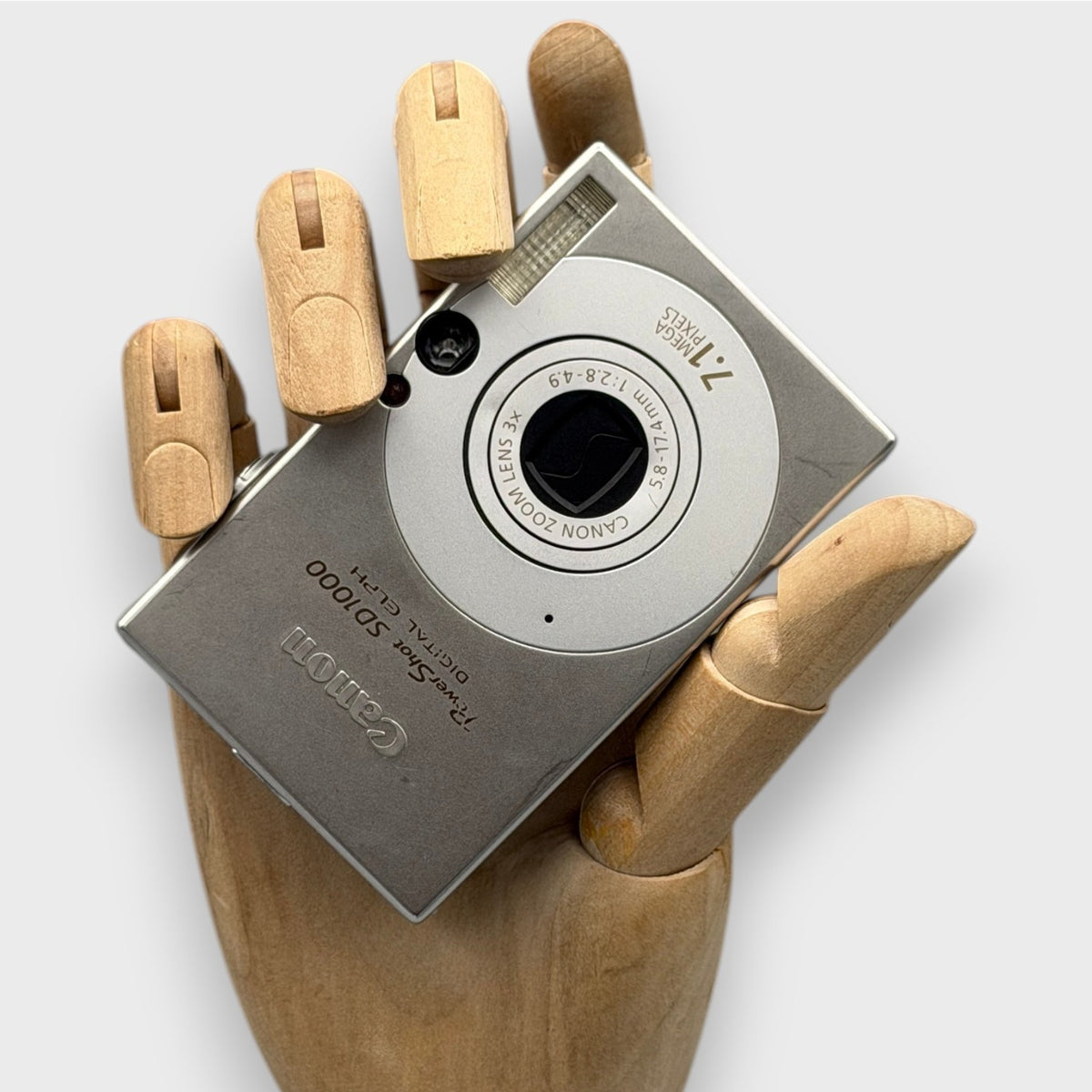 Canon PowerShot SD1000 Digital Camera